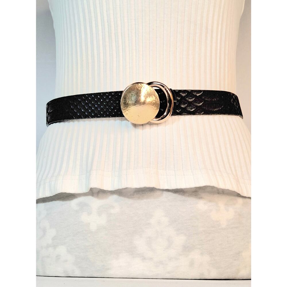 Black Reptile Print Fuzzy Faux Leather Strap Gold Tone Hammered Buckle Belt XL